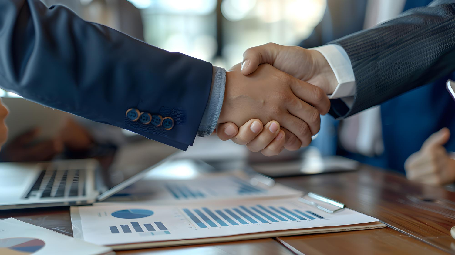 how to hire an accountant كيف تختار محاسب لشركتك