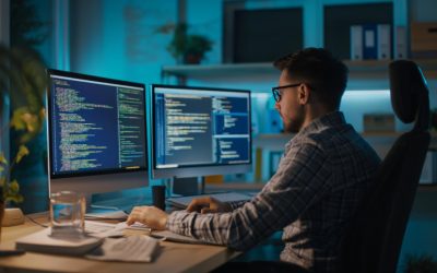 لماذا يتعسر توظيف مهندسي البرمجيات؟ وما هي حلول التوظيف الاستراتيجية لبناء فريق تقني قوي؟